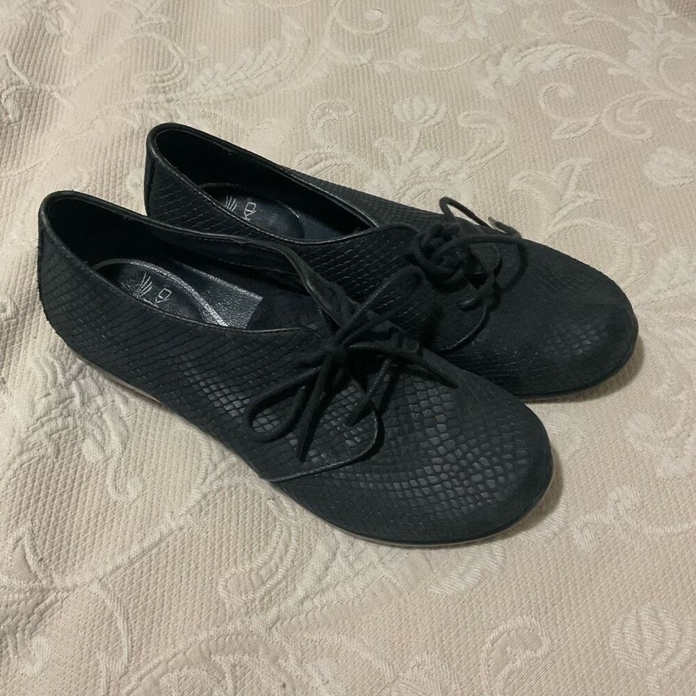 Dansko Oxfords Black Leather‎ Snake Skin Lace-Up Shoes Womens Size 37 US 6,5-7